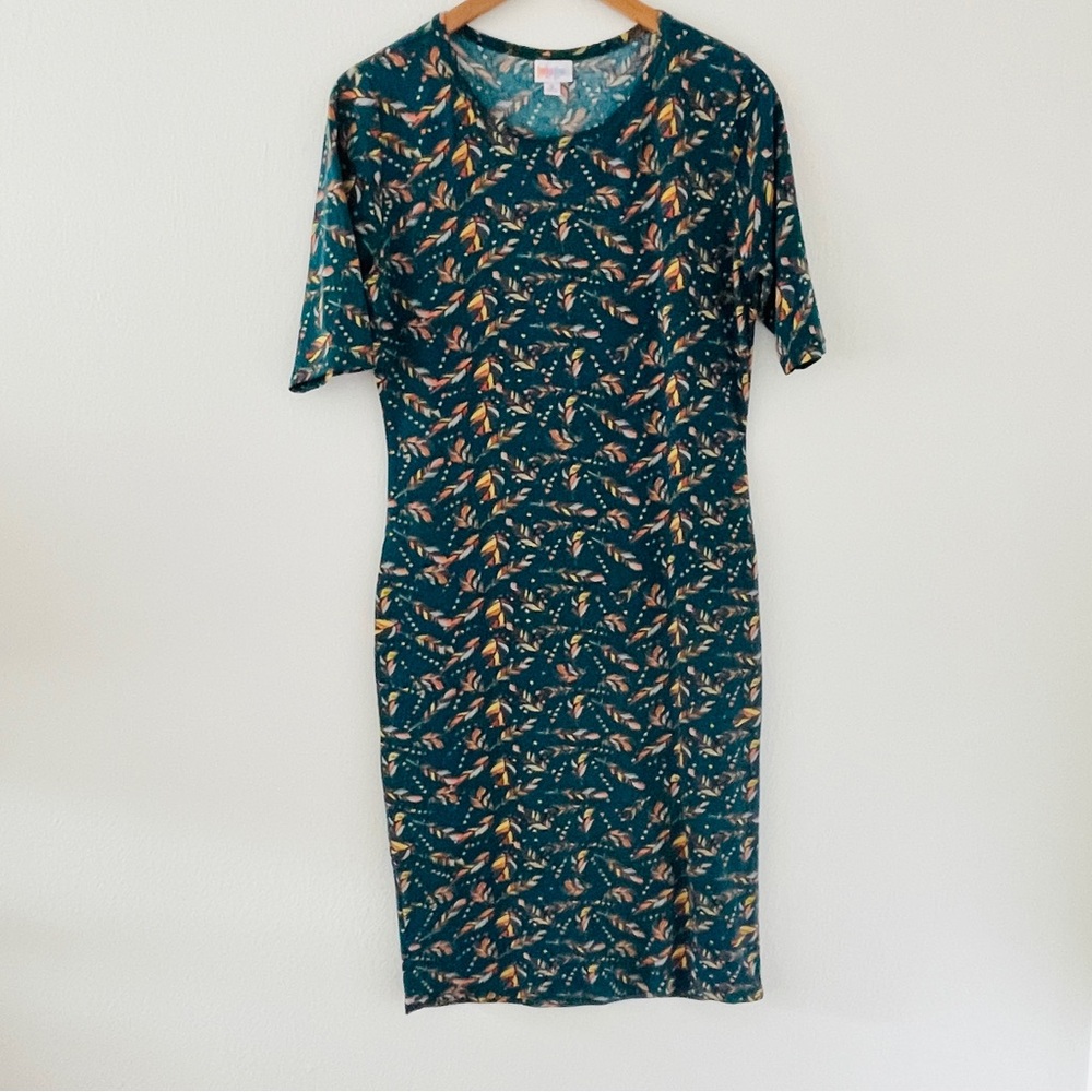 Lularoe Julia Green Feather Print Bodycon Dress